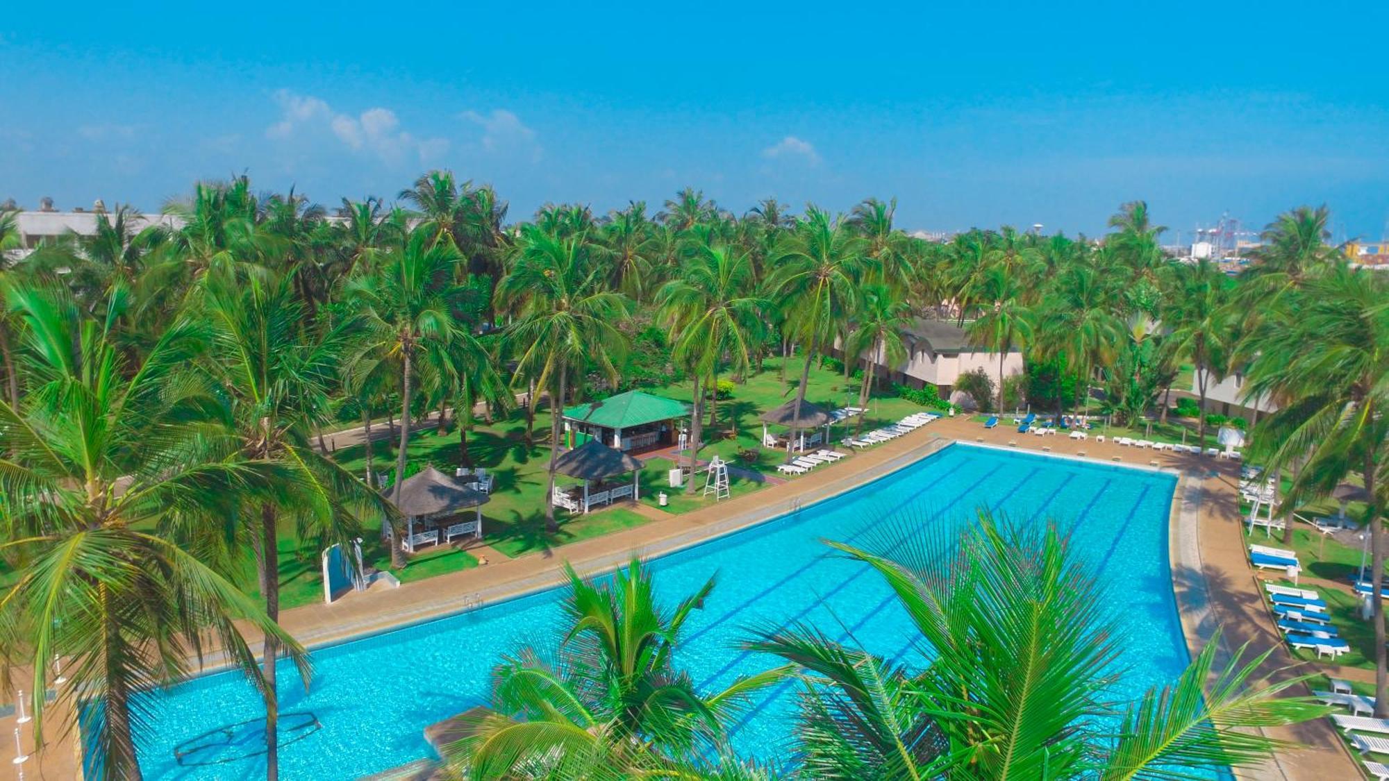 Hotel Sarakawa Lomé Buitenkant foto