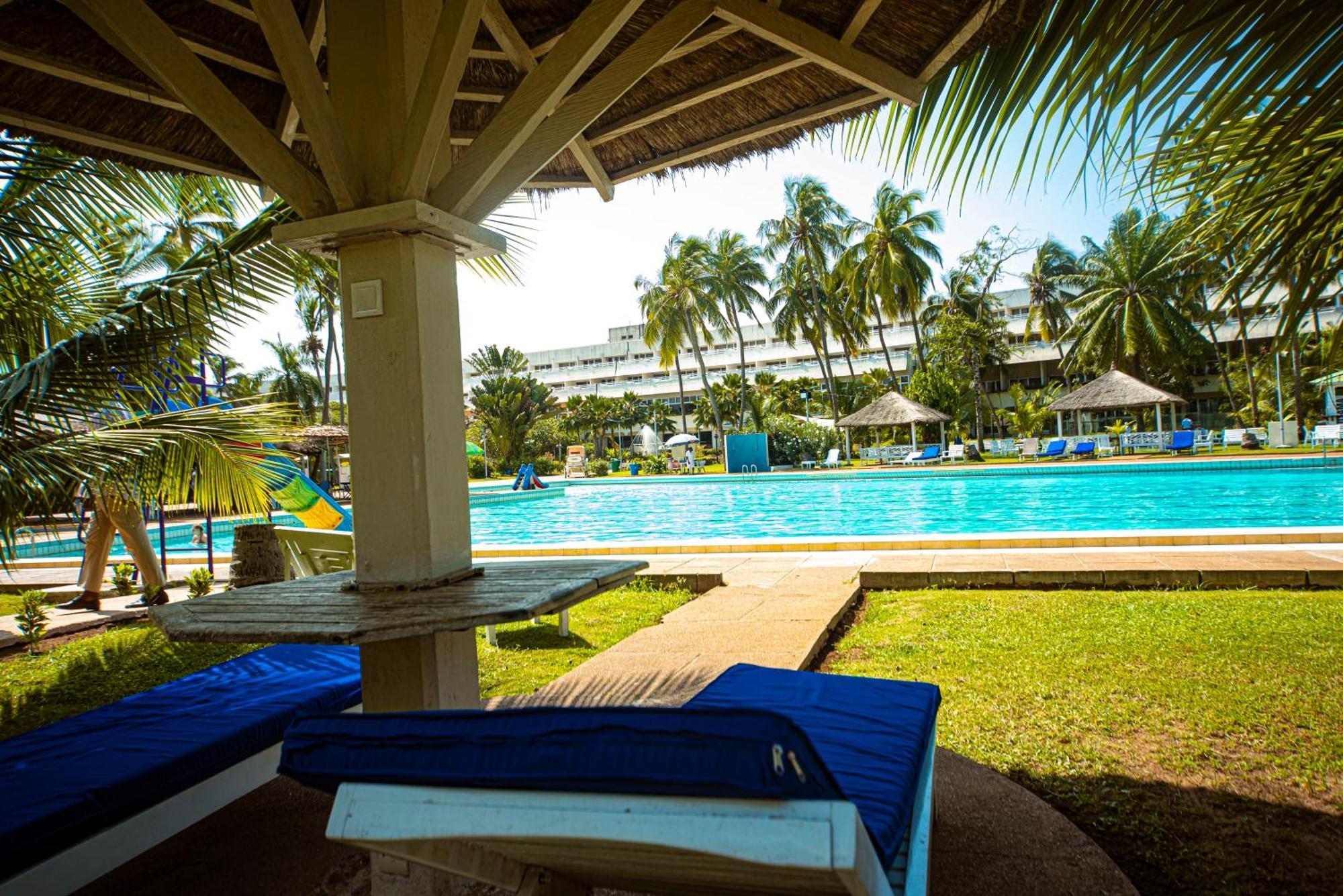 Hotel Sarakawa Lomé Buitenkant foto