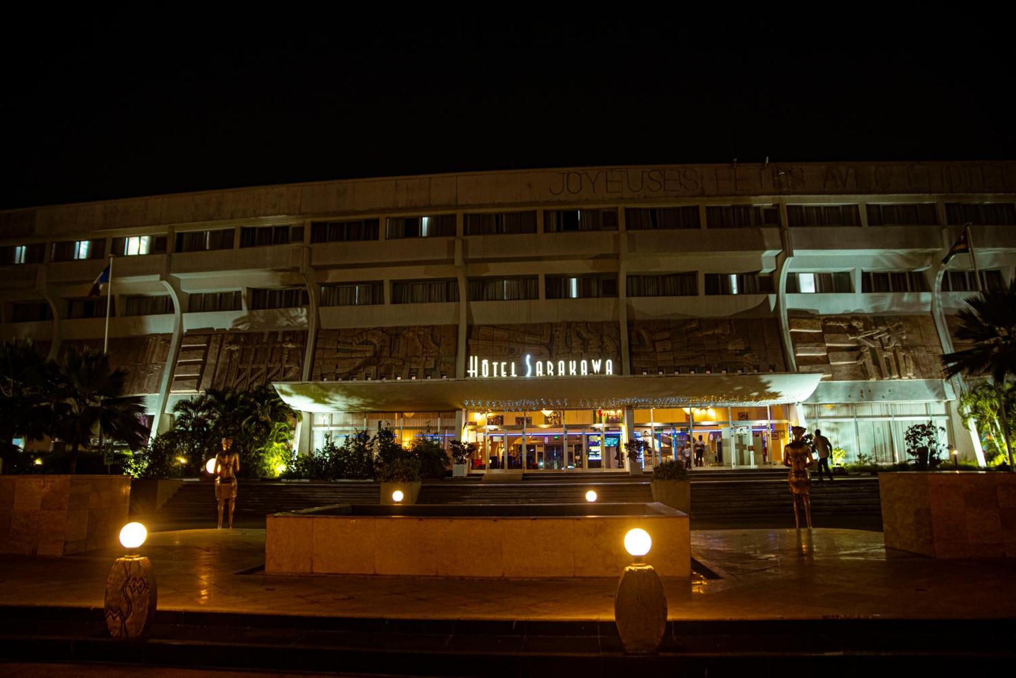 Hotel Sarakawa Lomé Buitenkant foto