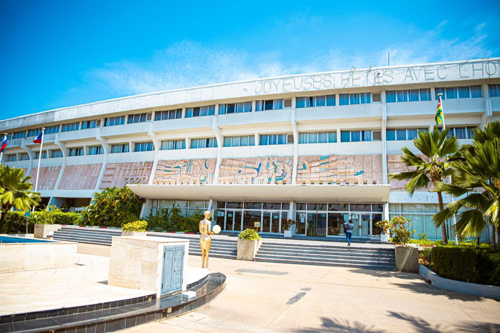 Hotel Sarakawa Lomé Buitenkant foto